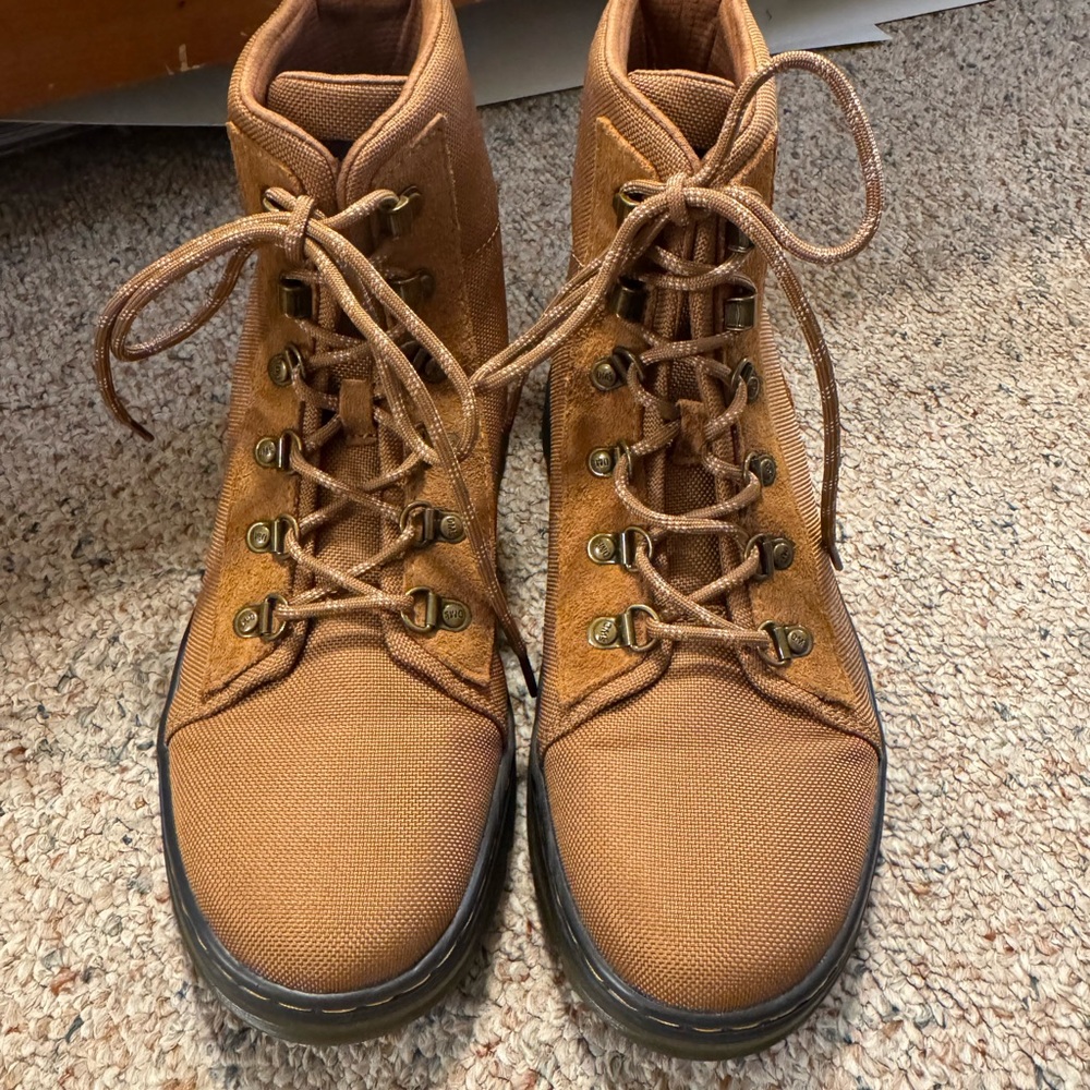 Women’s Dr Martens Doc Martens Combs Suede Boots
